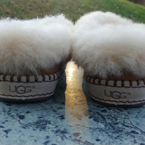 UGG® Australia Wrin Suede Chestnut Slippers Size 5 - Picture 7 of 8